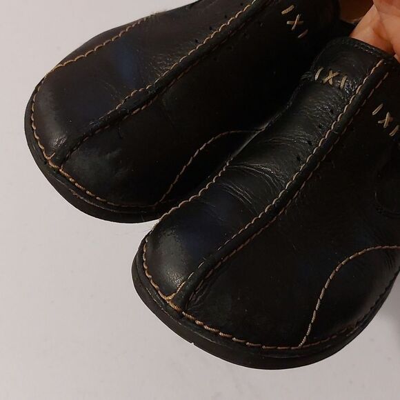 Clark's Unstructured Un.Loop Black Genuine Leather Slip On Shoes Women's Size 5 - Picture 6 of 12